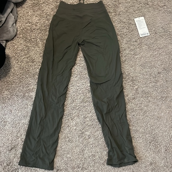 lululemon dance studio pants olive green - Picture 4 of 5